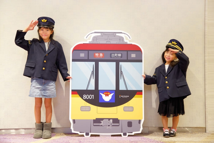 子供制服で記念撮影
