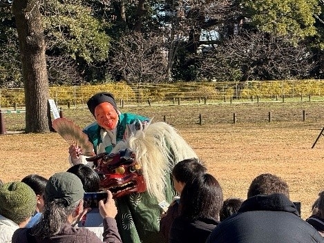 獅子舞の公演(昨年度の様子)