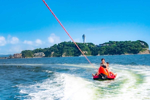 江ノ島でバナナボートを満喫