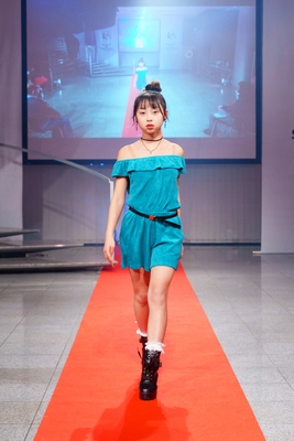 ファッションショー CAPULET＋JJ
