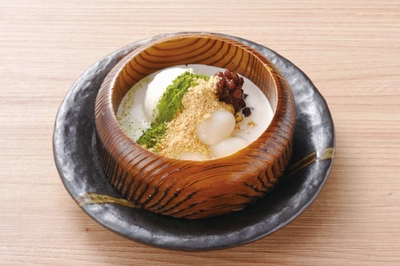アーモンドミルクとセラミド入り豆乳アイスクリームの白玉ぜんざい(399円)