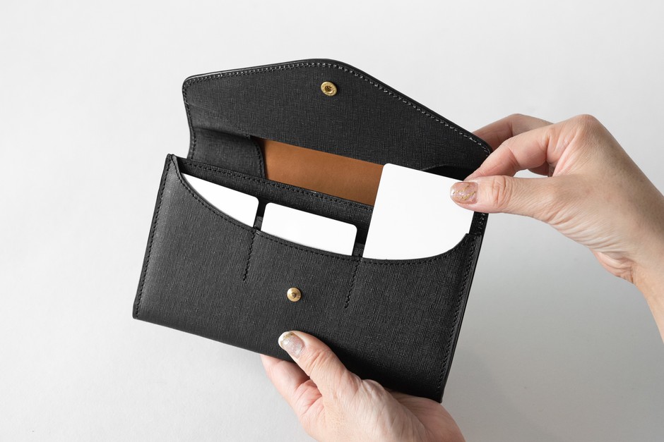 新商品】もう財布の中がゴチャらない！ お札と小銭を自動で仕分ける 