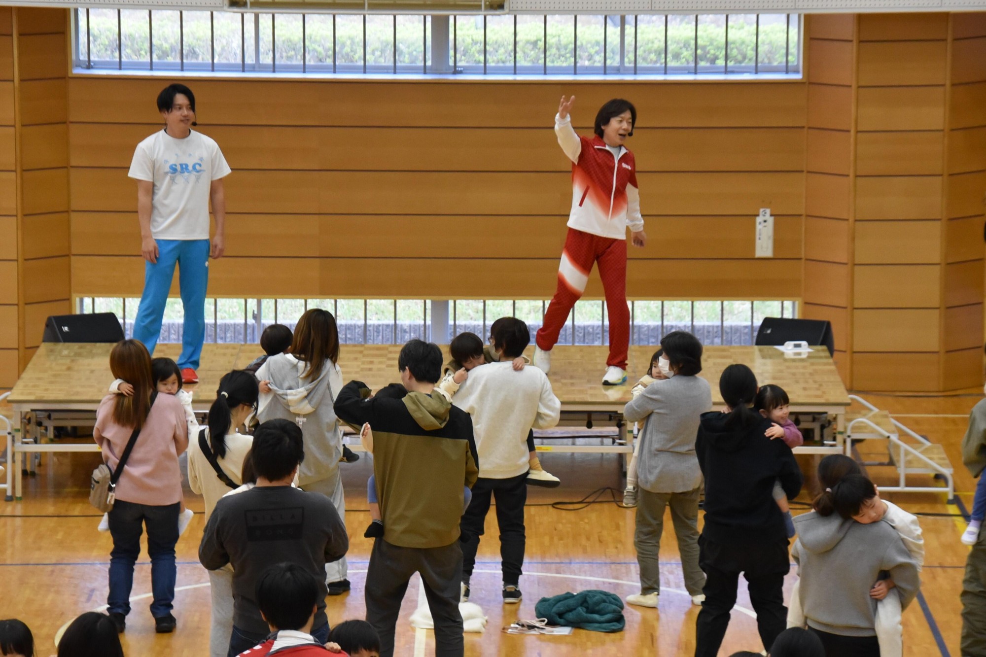 【名城大学】薬学部の佐藤弘道特任教授と梅田孝教授が藤田医科大学の健康イベントで健康づくりを指導