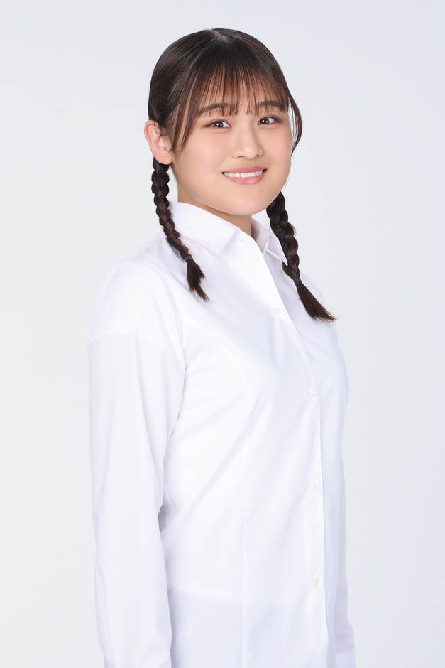栗本彩未