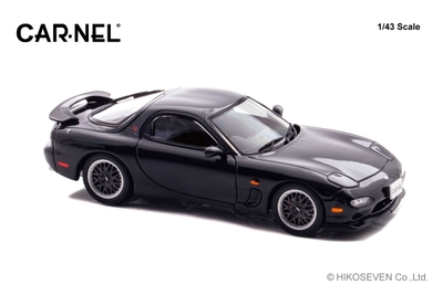 1/43 マツダ RX-7 Type RZ (FD3S) 1998 Brilliant Black:右前