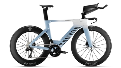 スピードマックス CF SLX 7 Di2 （シマノ105DI2完成車）1,099,000円（税込）  平均重量9.33kg　グレイシャー
