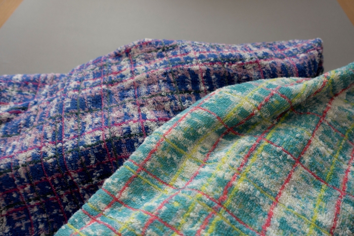 深みのある色彩と鮮やかなカラーリング