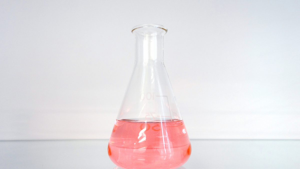 デカン酸メチルエステル市場は、年平均成長率(CAGR)4.8%で成長する見込みです。