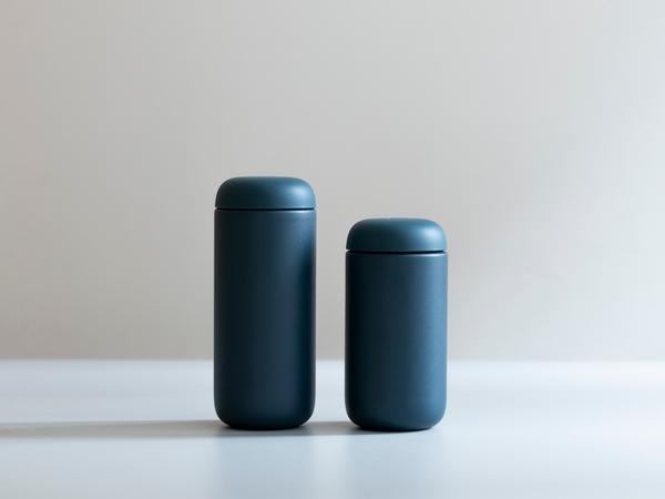 新色ストーンブルー　350ml　470ml  