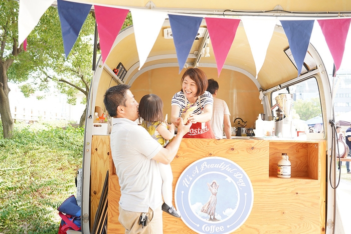 湊川公園手しごと市の様子(3)