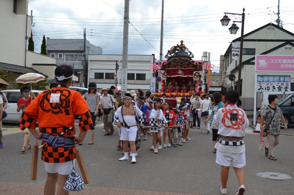 「白河提灯まつり」山車引き