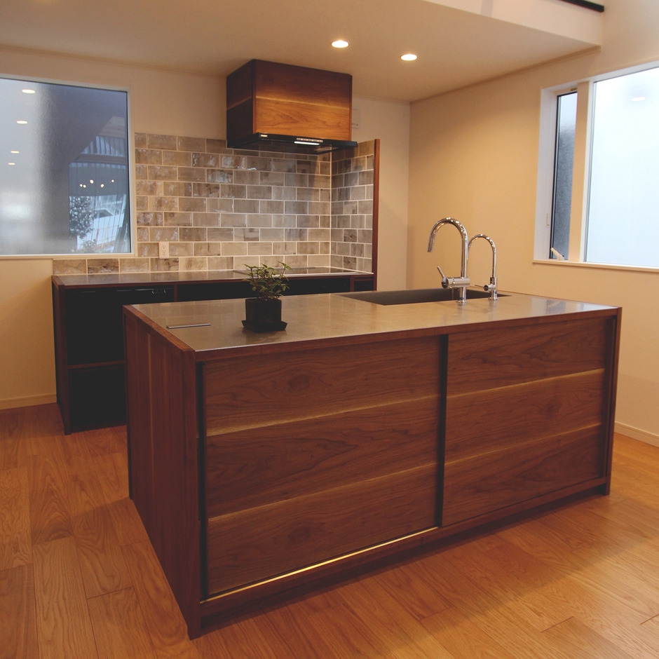 ハウスメーカーの住宅シリーズのオーダーキッチン