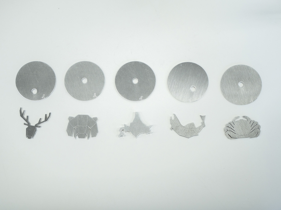 パーツは全てバラバラです