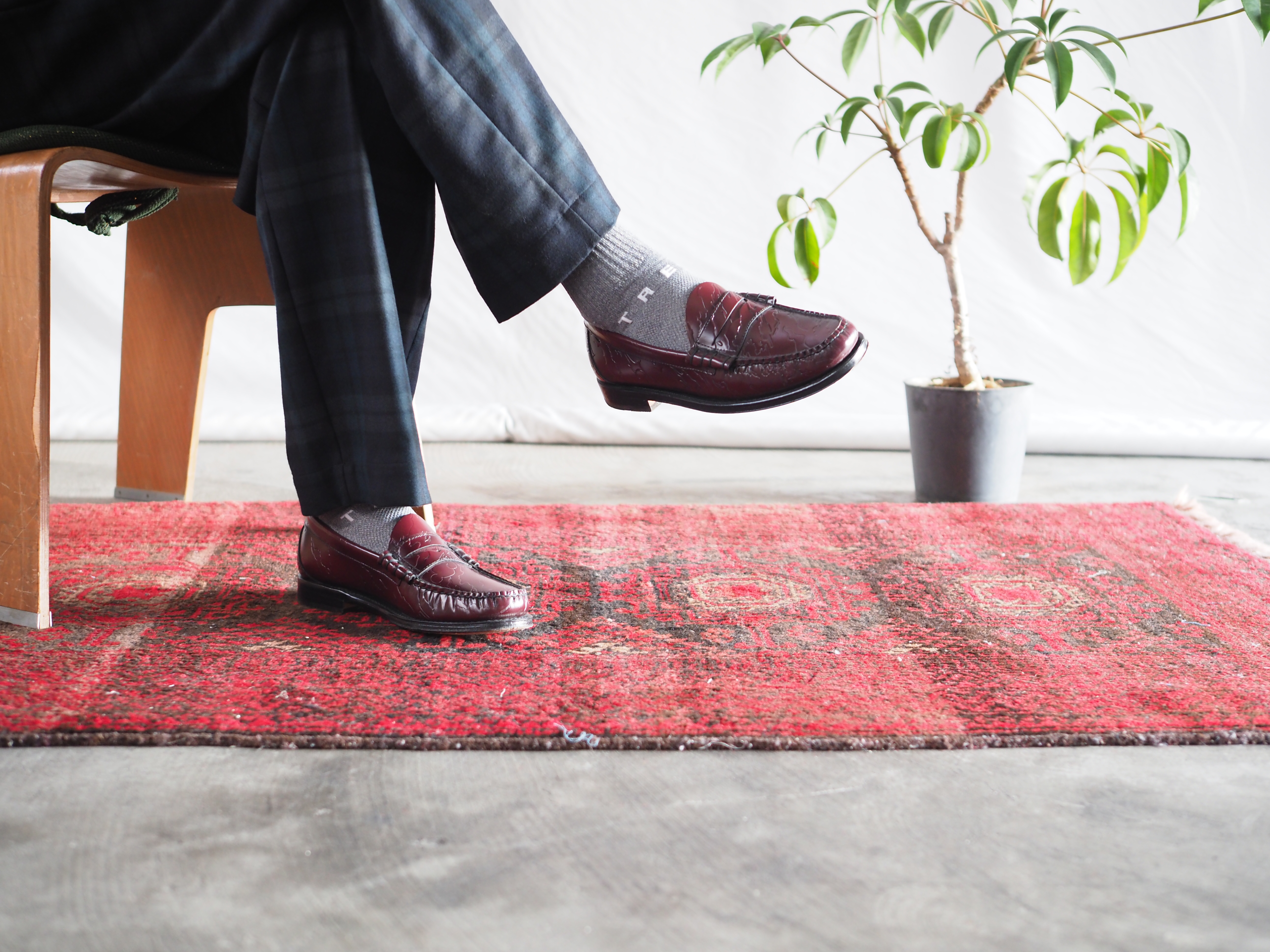 横浜高島屋で「メゾンドエフ」POP UP開催
岐阜の靴下工場「東洋繊維」が初出展
1300年の美濃和紙ソックスなど産地ブランドが集結