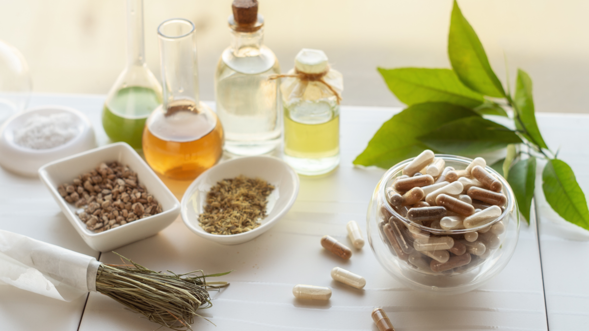 植物性サプリメントの市場規模は2027年までに467億米ドルに達する見込み