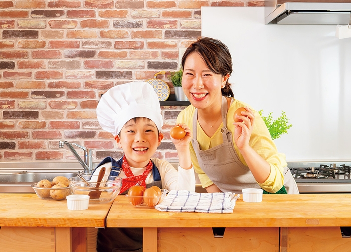 右／子ども料理研究家・武田昌美さん