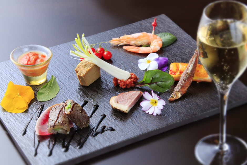 目にも愉しい懐石料理