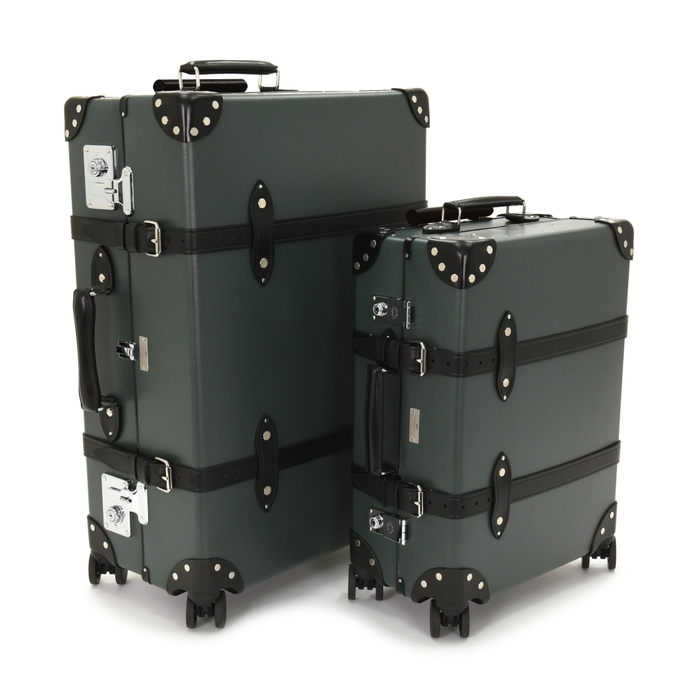 No Time To Die コレクション　左：26インチ トロリーケース   右：19インチ トロリーケース