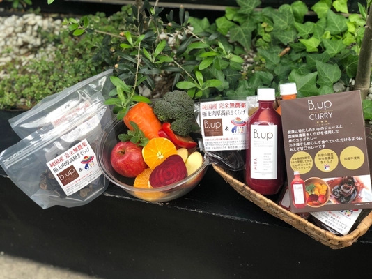 和歌山の純国産きくらげを栽培する「くまのきのこラボ」が 大阪のジュースクレンズ専門店と“健康”をテーマにコラボ！