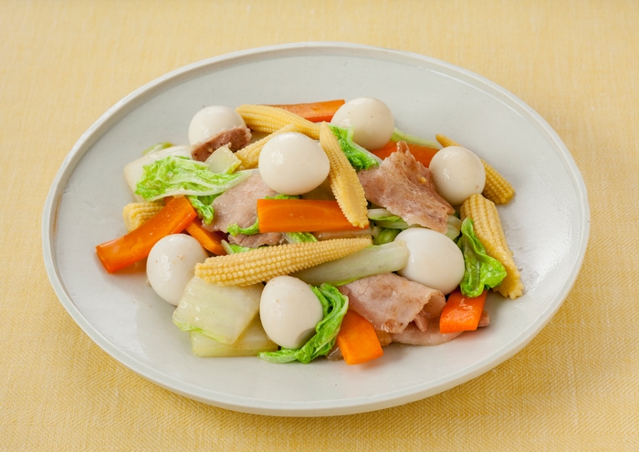 うずら卵たっぷり!八宝菜風中華炒め(「うずら卵水煮」使用)