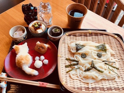「いにゃにわ」うどん