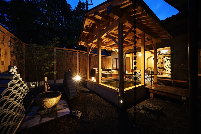 ~松月~露天風呂付客室 夜 (2)