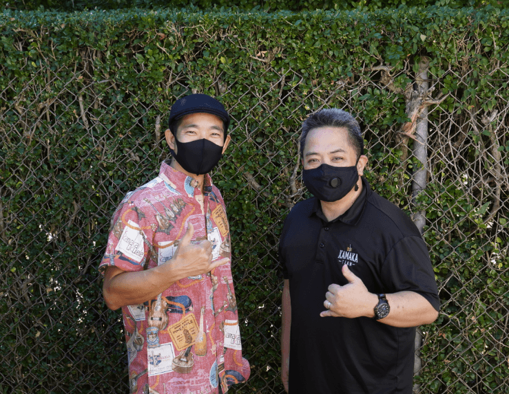 ジェイク・シマブクロ(左)ハーブ・オオタ・ジュニア(右)