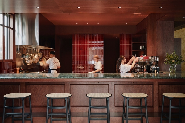 設計 株式会社ROS STUDIO　施工 株式会社SET UP　照明設計 hmmm　ファブリック LOSKA