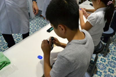 注射器の中で塩の結晶を作る“塩の結晶づくり”