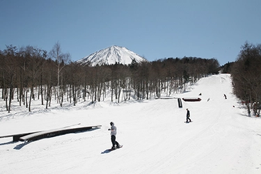 ふじてんスノーリゾート2015年12月5日(土)オープン！(予定)～近くて楽しい富士山ゲレンデ～