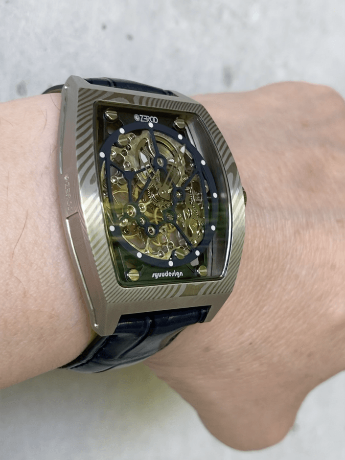 ZEROO M1D THE AURIGAダマスカス鋼ケースのトノー型メカニカルスケルトンウォッチ(14)