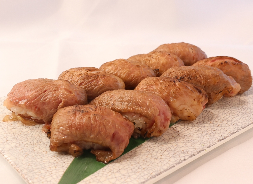 黒毛和牛炙り肉寿司