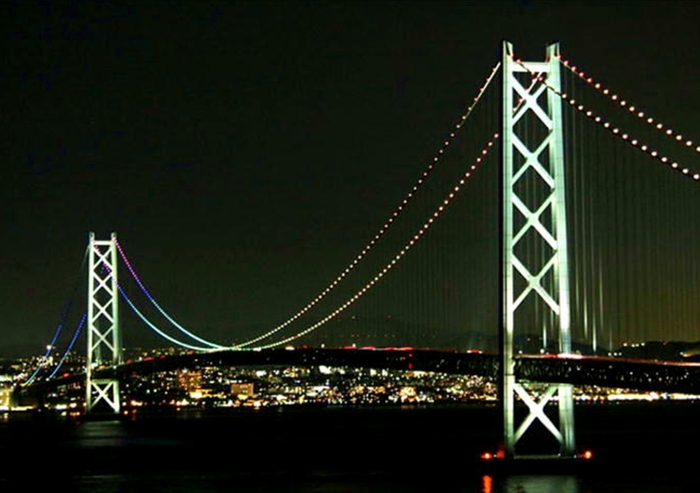 美湯から眺める明石海峡大橋