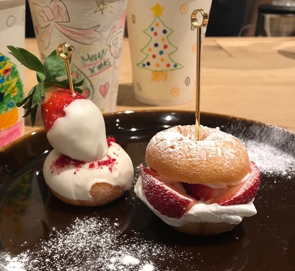 季節のフルーツ&ドーナツ