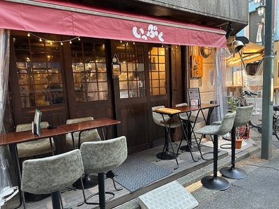 新宿三丁目で20年「立ち呑み酒場 いっぷく」
