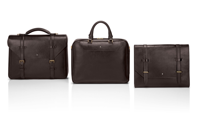 シングルガゼット ブリーフケース ¥165,000 / ドキュメントケースダブル ¥142,000 / メッセンジャー ¥118,000