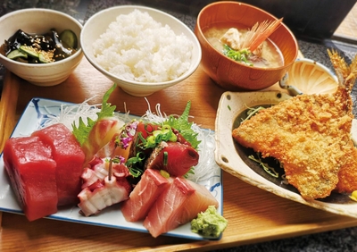おさかな食堂定食　3,058円(税込)