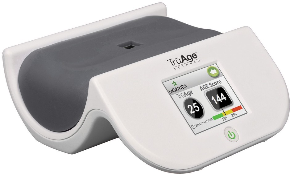 ポータブル型AGE測定機器「TruAgeスキャナー mini」 前腕部の測定値と 