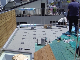 エコグリーンマット 施工中