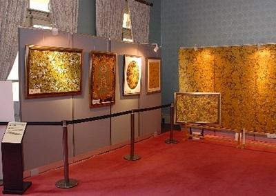 過去の額絵、屏風展示の様子