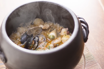 スペイン土鍋ご飯 幡多海鮮&宗田節仕立て
