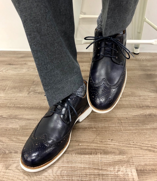 【サービス・販売】おすすめスタイル＆シューズ「トータルモーション クラシックドレス」ウィングチップ(ニュードレスブルース)￥24,000(CG9547)