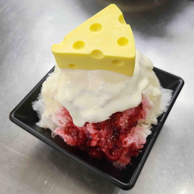 レアチーズケーキ氷