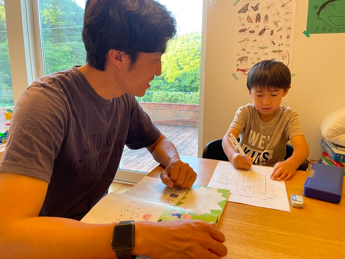長男の宿題を見るのも大切な育児 子どもの成長を感じます