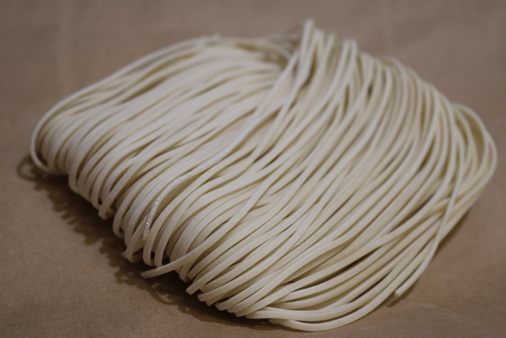 オリジナル手織り麺