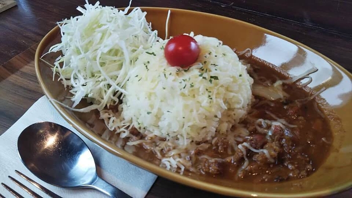 『大山ジビエキーマカレー』