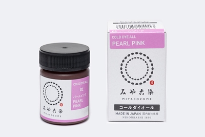 ブームとなったピンク色の染料