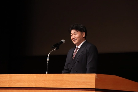 不動産企業リライズホーム代表・金子が就職支援イベントで講演　 約1,200名の学生へ「常軌を逸した努力を」の重要性を語る