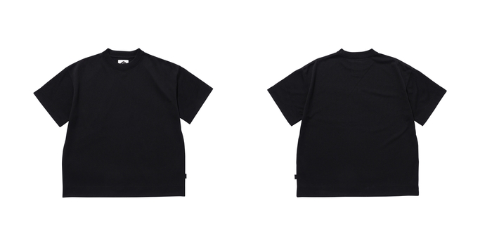 T-SHIRT　BLACK