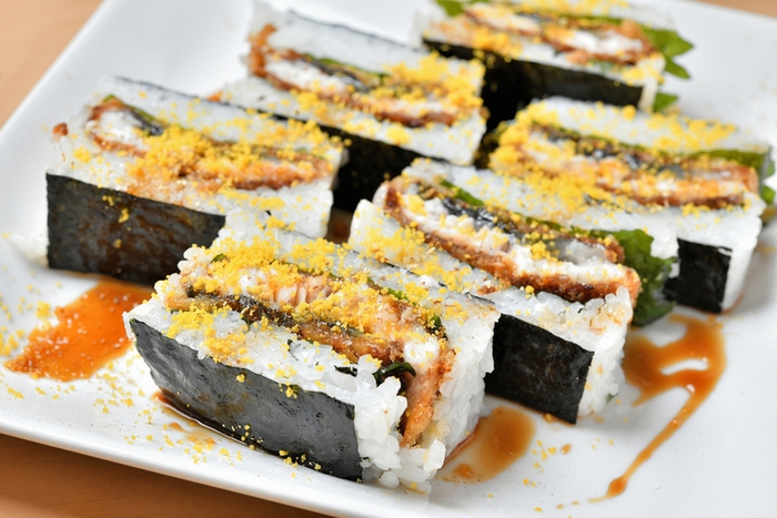 うなぎを揚げたサンド「うなカツサンド」